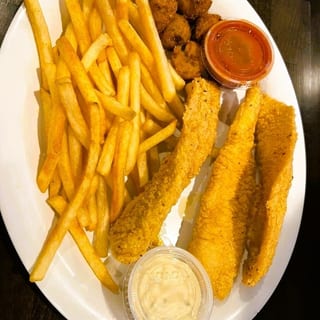 2 Fillets Fried Catfish (6 PCS)